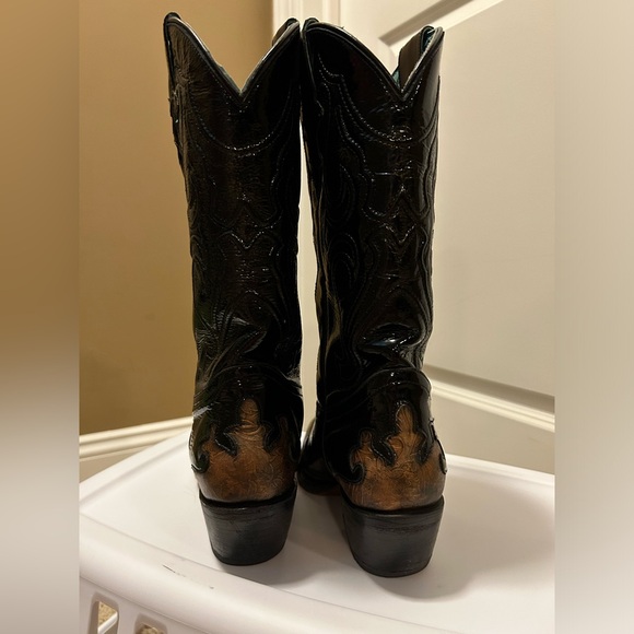 Women’s Corral Black with Bronze Cowboy Boots - Picture 5 of 8